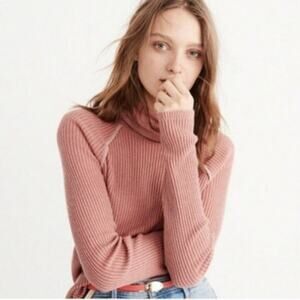 Abercrombie & Fitch Turtleneck Back Cutout Red Ribbed Sweater